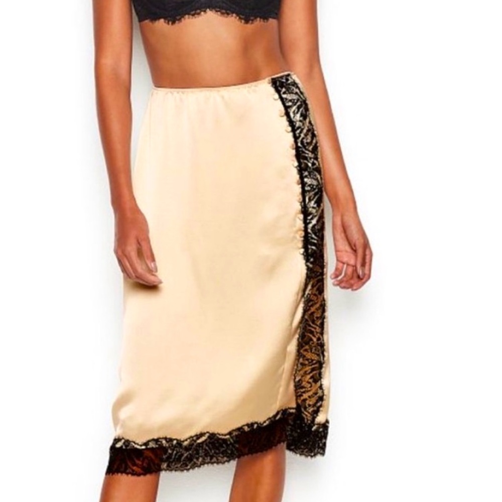 Victoria’s Secret skirt with lace trim